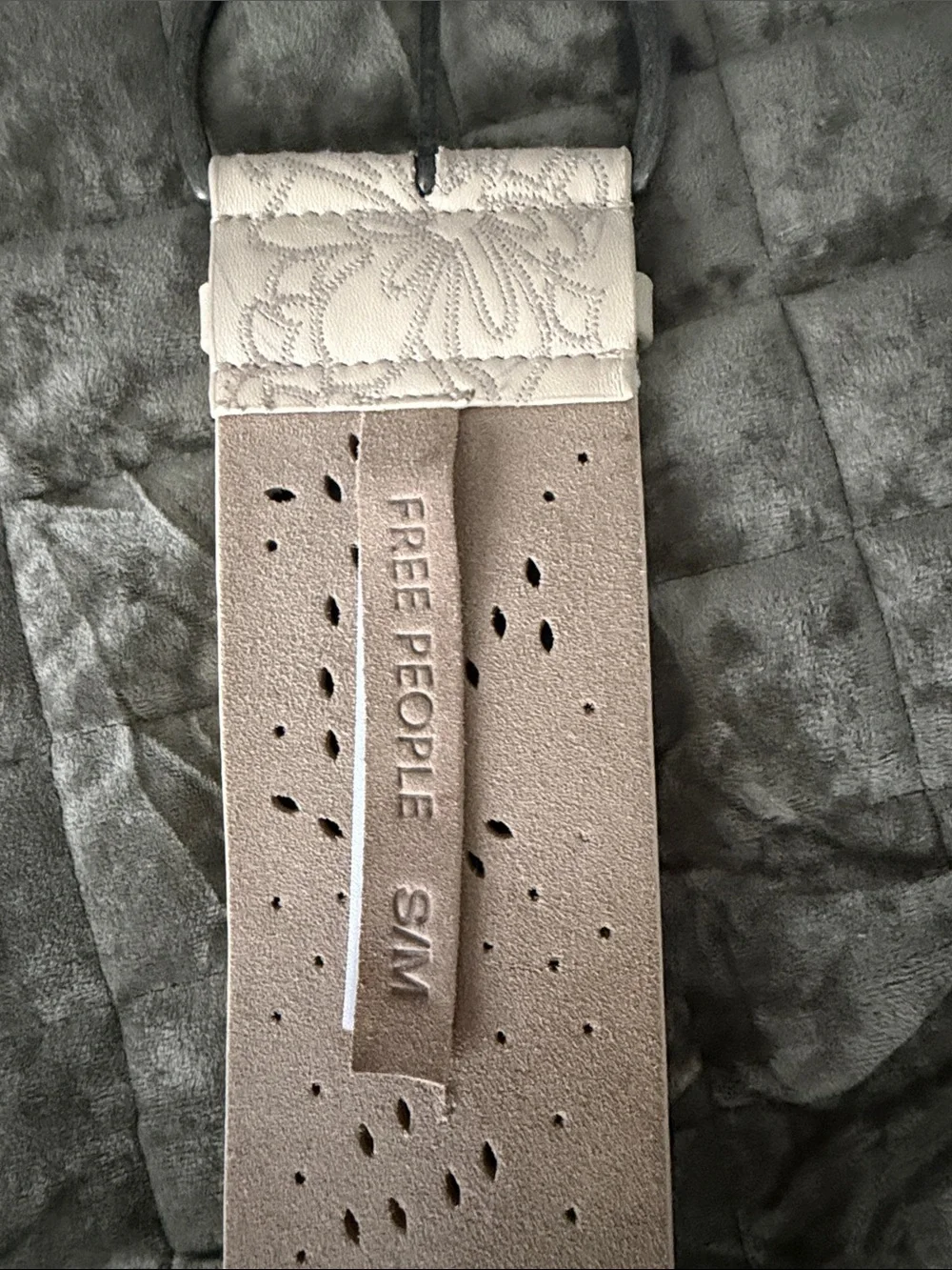 Free People Silver Tooled Laurel Hip Belt New w/o tags. Sz S/M